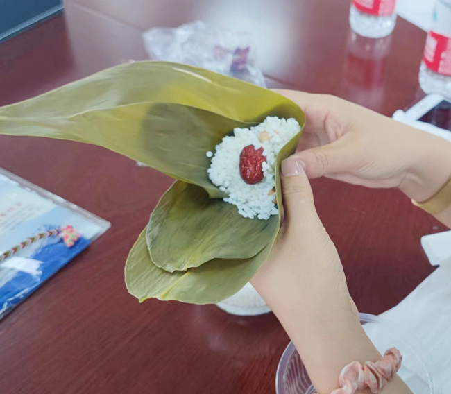包粽子33